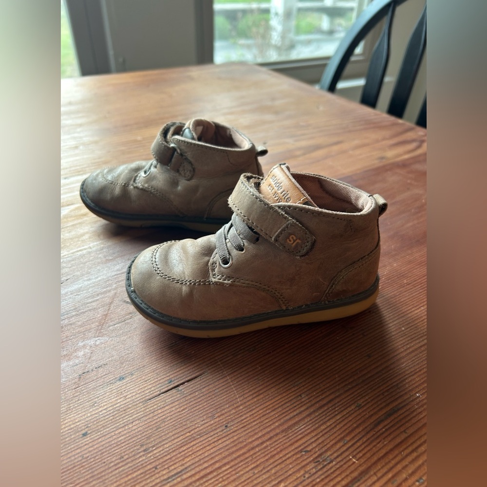 Stride Rite Quinn Boot - toddler size 6.5 in leather